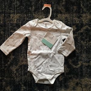 Aden & Anis 6-9 months muslin long sleeve onsie.